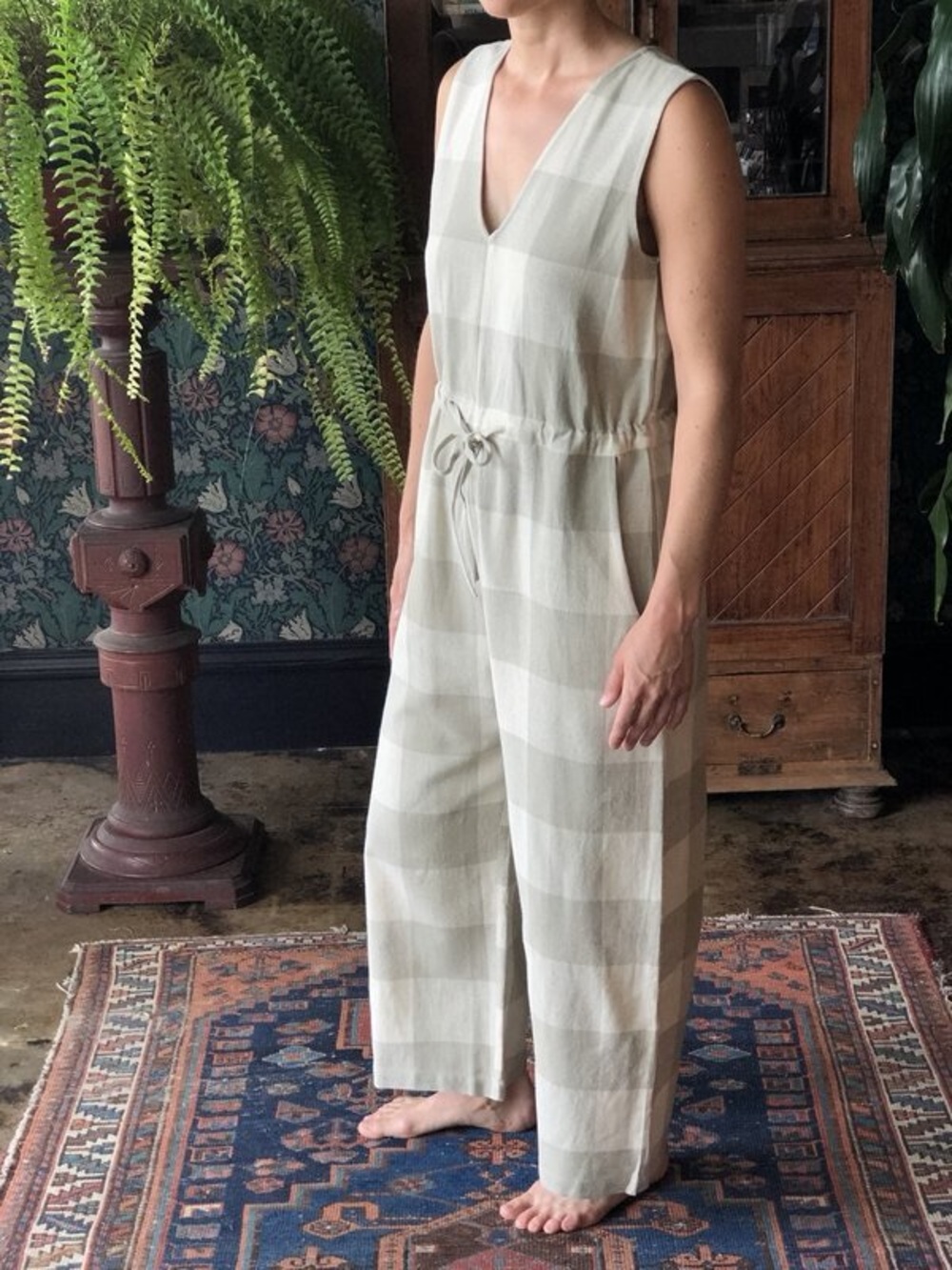 Ali Golden Slit-back Jumper